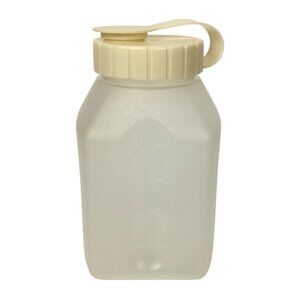 Rubbermaid Servin Saver 1 Pint Drink Bottle Flip Top Beige Lid Durable Plastic